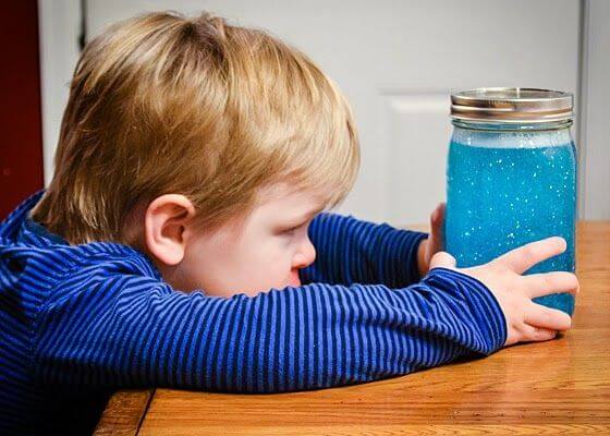 知覚を刺激するボトル：頼もしい発明品