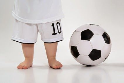 サッカーボールと子ども