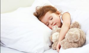 各年齢ごとに子どもが必要な睡眠時間は?