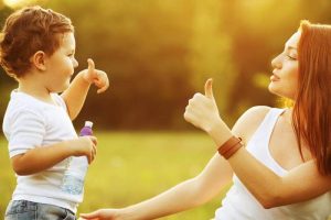 愛を持って子どもたちを教育するベストフレーズ8