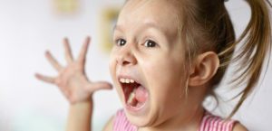 突然芽生える子供の攻撃性