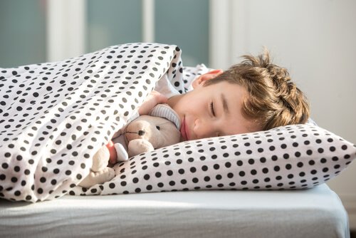 各年齢の子どもの就寝時間