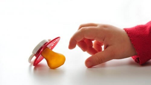 おしゃぶりの使い過ぎ