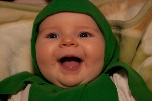 生後4ヵ月:社交性の開花