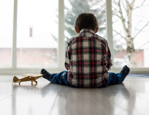 反応性愛着障害