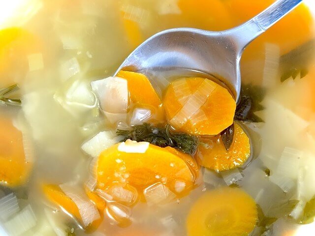 12ヵ月～24ヵ月の赤ちゃんがスプーンで食べやすい４つのレシピ