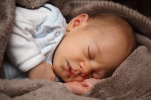 子どもがしゃべり始めるのはいつから?