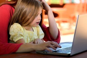 母でありながら同時に勉学にも励むこと