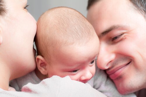 頭のへこみ、泉門