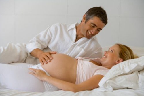 妊娠中でも性生活を楽しむことは可能です