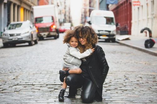 母親と息子のスナップショット