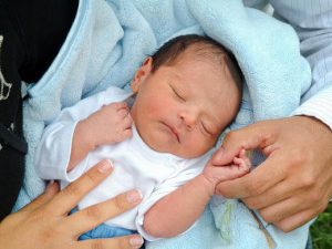 赤ちゃんにとって出産はどんな経験?