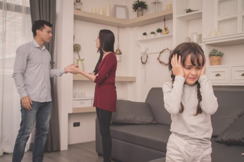 両親のケンカは子供のいない所で