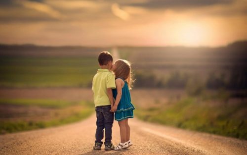 子どもに キス を強制しない