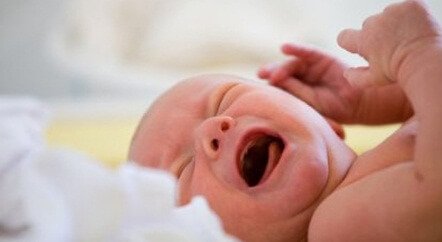 泣いている赤ちゃんをなだめる７つの方法