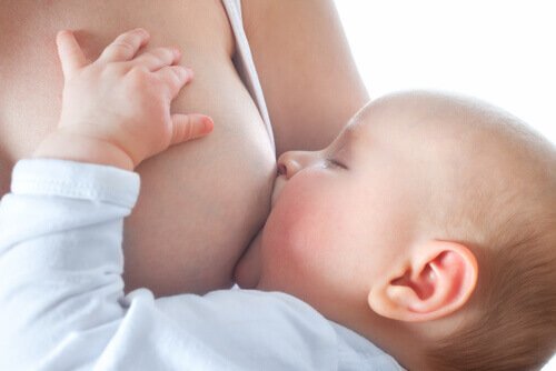 母乳が作られる仕組み