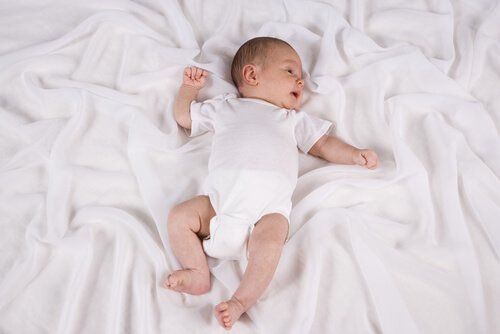 赤ちゃんの頸反射が重要な理由