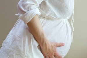 妊娠中の羊水の不足について