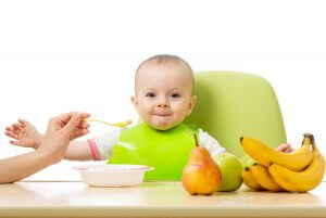 子どもの食事に果物を取り入れるには?