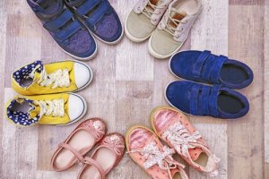 初めての靴!子どもの靴の選び方