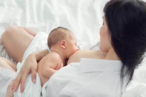 母乳育児
