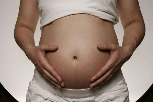 妊婦 お腹