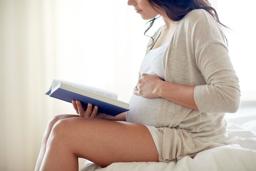 妊娠中期に起こる症状について