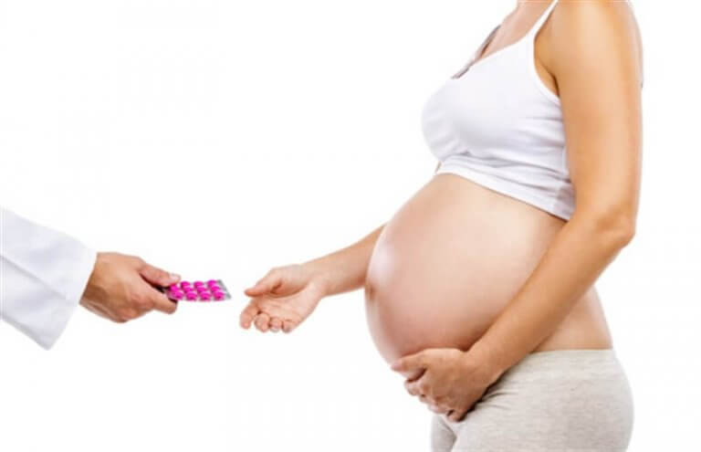 妊娠中　服用　避けるべき薬