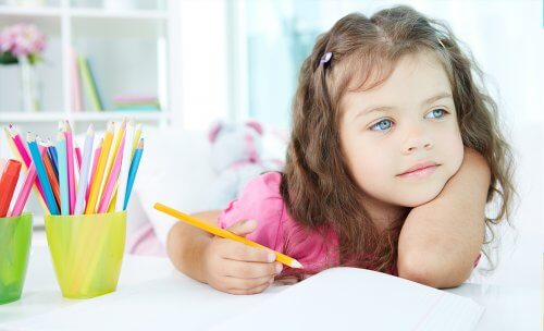 学校で子どもが 集中 不足 集中 子ども 集中できない