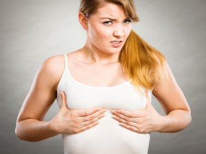 母乳育児に関わる問題とその解決方法