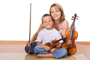 楽器の演奏を学ぶ効果について
