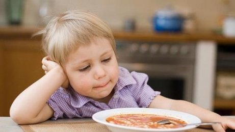 子ども 食べたがらない