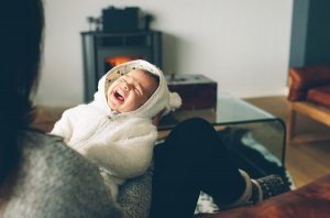 新米ママ必見!赤ちゃんの夜泣きへの対処法とは?