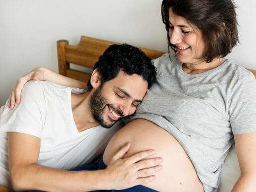妊娠中   赤ちゃんに話しかける 重要性 