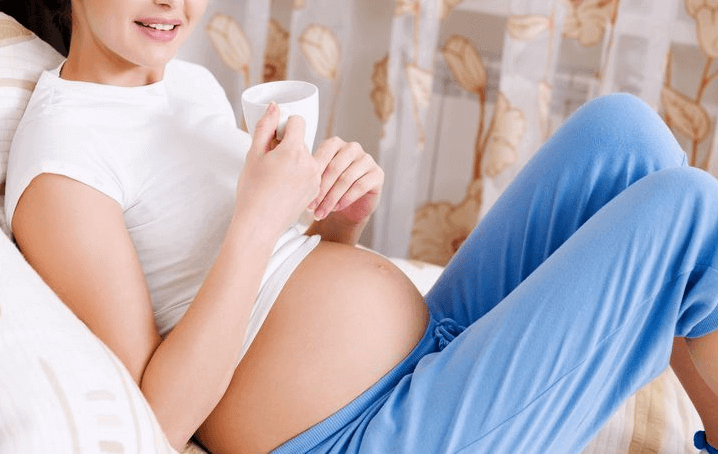 妊婦 出産を誘発させる 自然療法