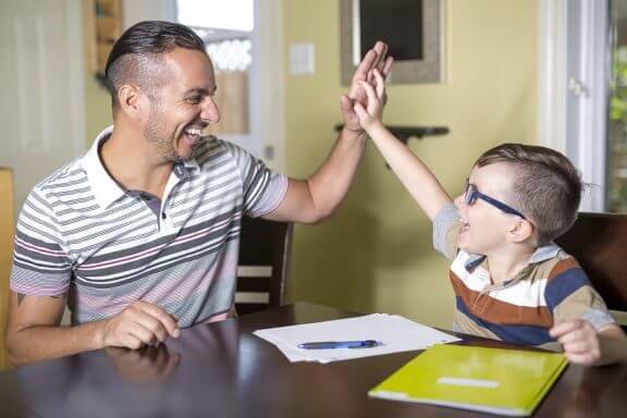 親のサポート 勉強ができる子になる カギ