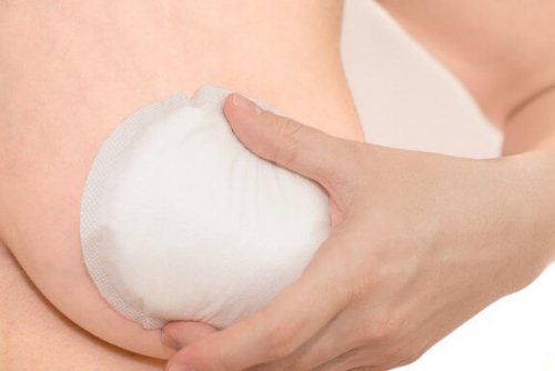 母乳パッドついて知っておくべきこと:種類や特徴を見てみよう