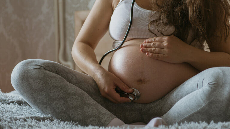 出産時に病院に行くタイミングは?