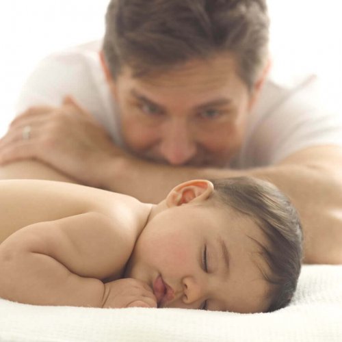 初めて親になる 睡眠不足