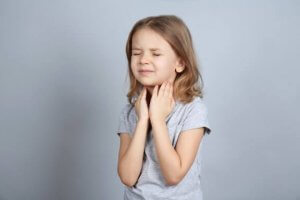 アナフィラキシー：小児アレルギーの原因、治療、防止法