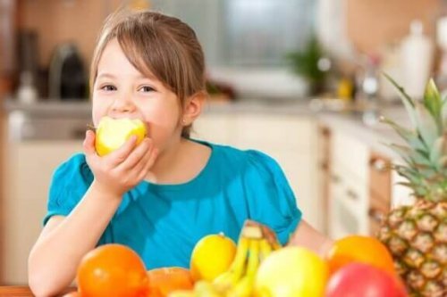 子どもが健康的なライフスタイルを送るための4つの秘訣