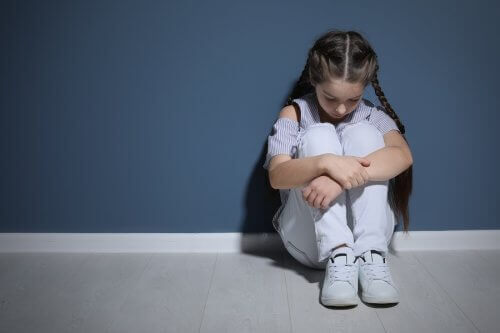 家庭内暴力 の心理的影響とは？ 家庭内暴力  子ども   影響