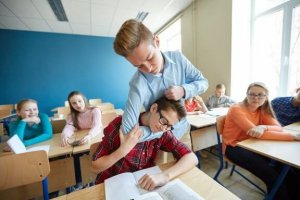 どうすればいい?子どもが学校で他の子を叩いちゃった!