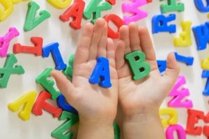 子どもの言語習得を促す5つの行動:子どものお手本になろう