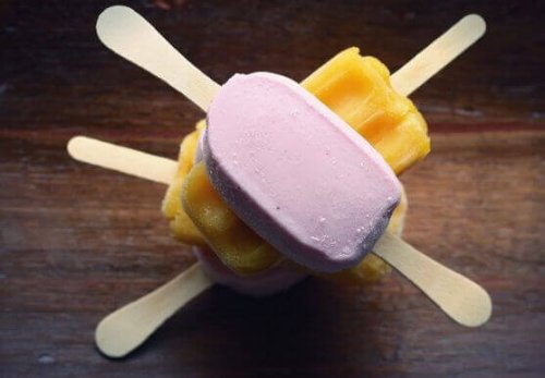 猛暑の夏にピッタリ！手作りフルーツアイスのレシピ４選