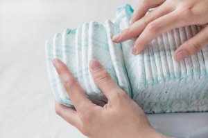 遊び心満載のプレゼント:おむつで三輪車を作る方法