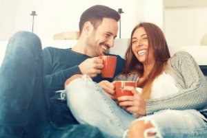 科学的に立証された長続きするカップルのタイプとは?