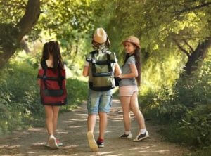 キャンプに行く子供の為に:荷造りのヒントをご紹介!