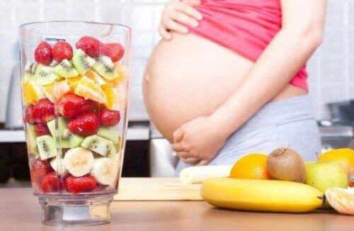 妊婦の 栄養 ガイド：妊娠中の注意