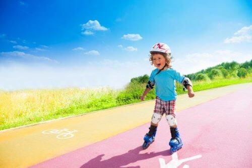 インラインスケートを子どもに教えるためのステップ